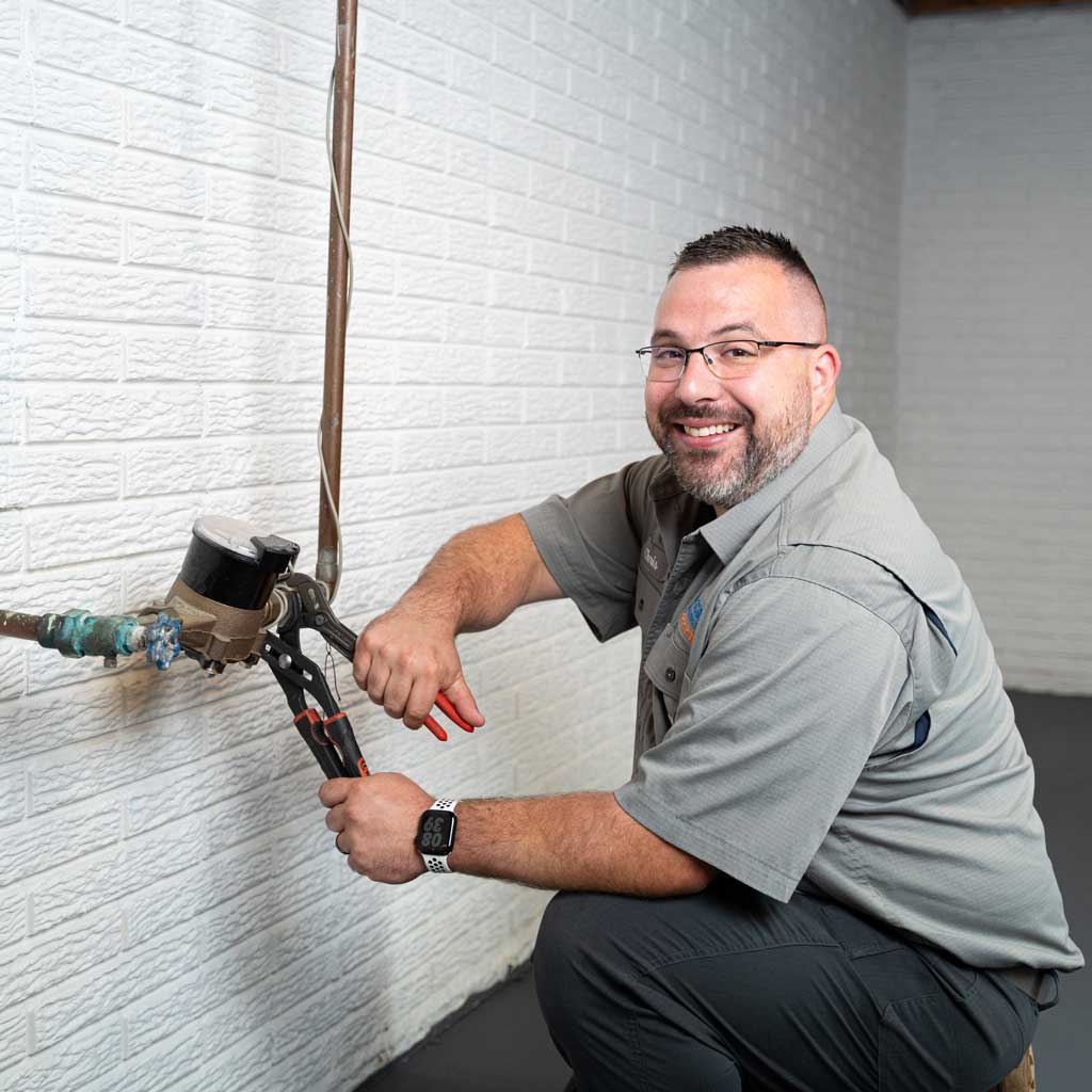 tech fixing pipe